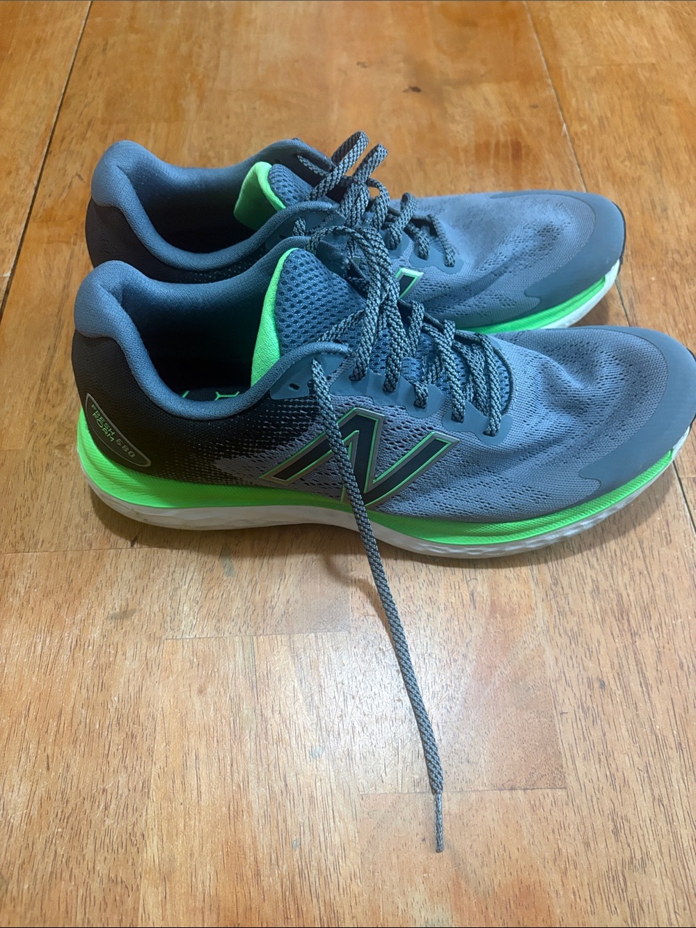 MENS NEW BALANCE FRESH FOAM 680 running shoes